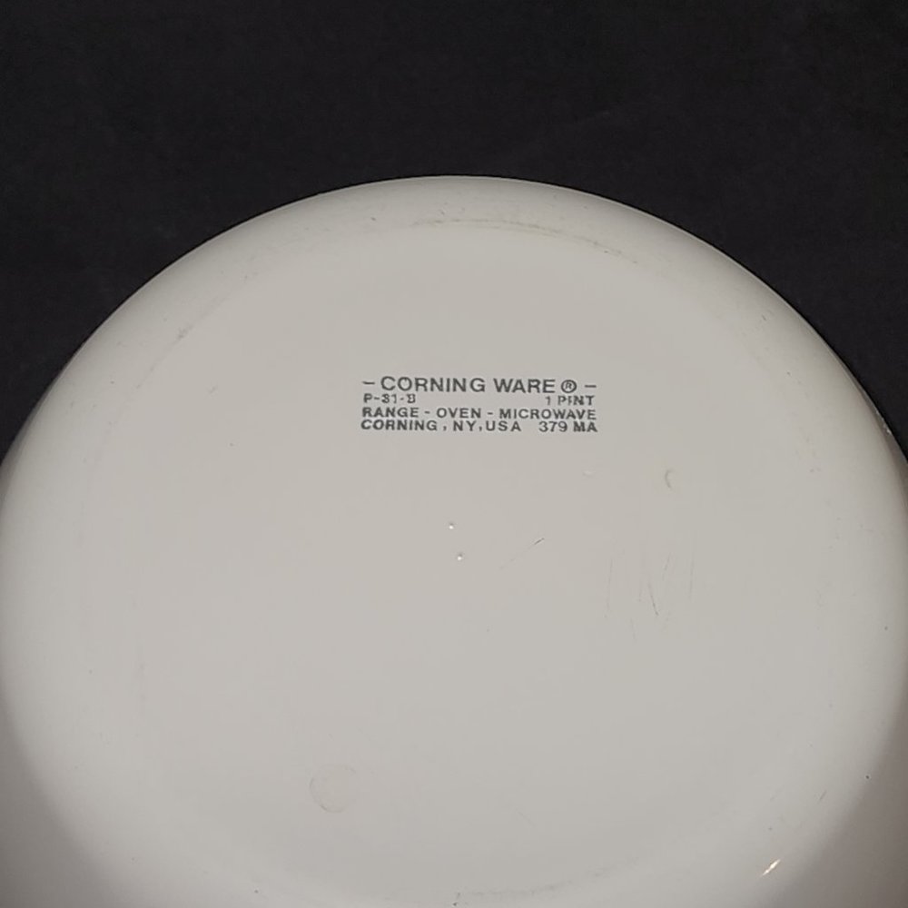 Vintage Corningware 1 Pint Sauce Pan P-31-B - Picture 4 of 4